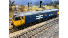 Class 50 50008 ‘Thunderer’ in large logo blue livery with Medium Weathering - DCC Ready